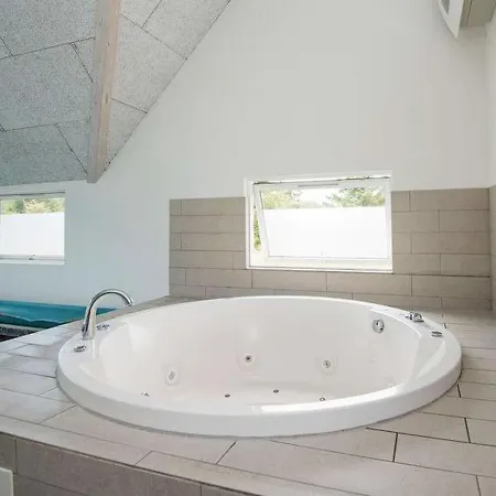 Vakantiehuis Toftum Sleeps 20 Pool Wifi Toftum (Syddanmark)